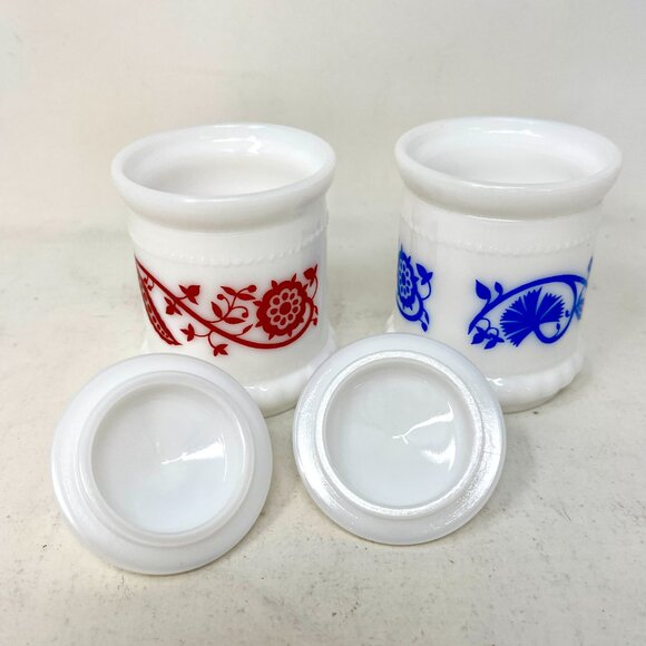 [2] Vintage Hazel Atlas Milk Glass Mustard Spice Jar Red & Blue Sweet Pea Floral - Picture 3 of 5